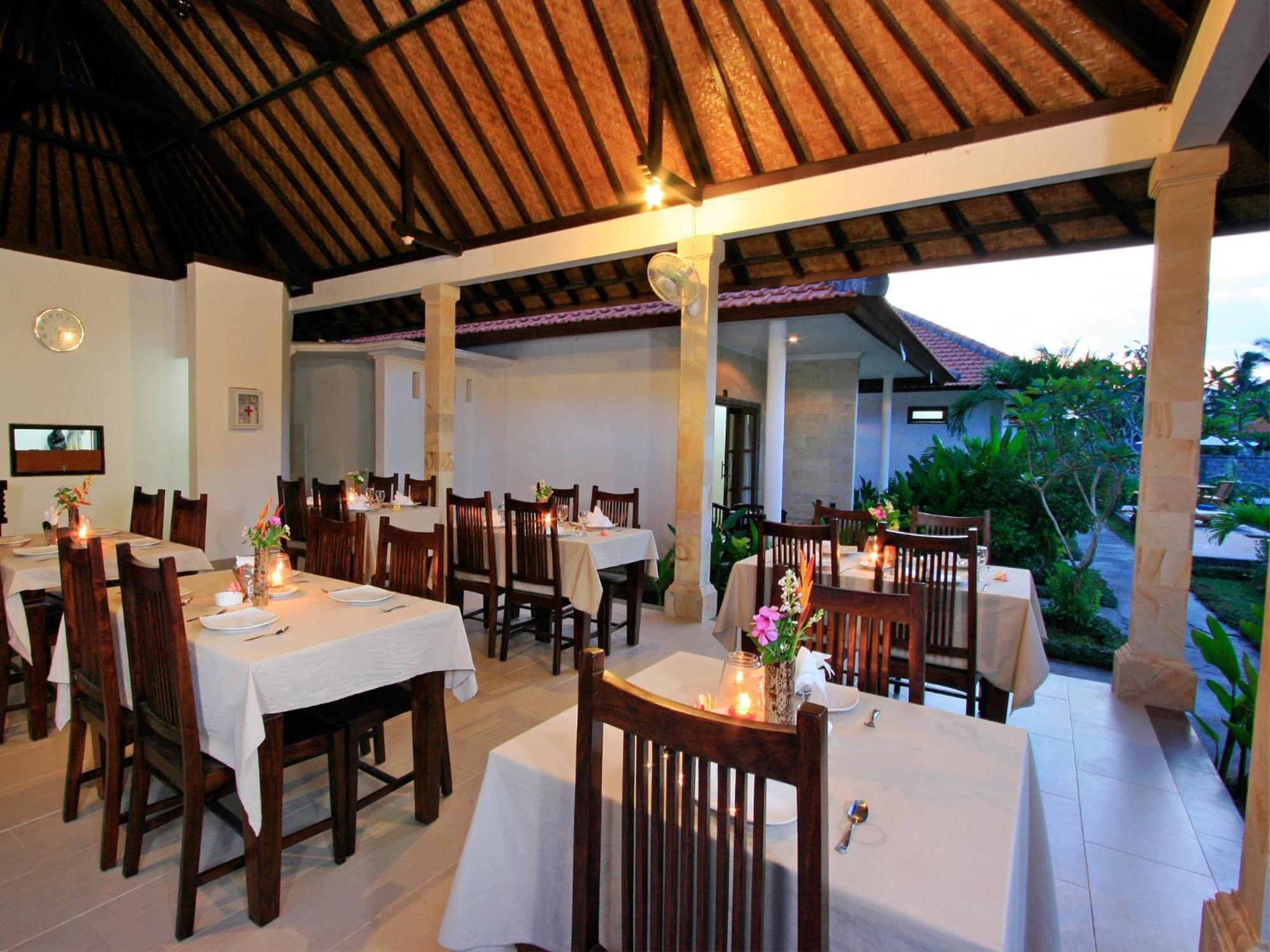 Pondok Jenggala Hotel Nusa Lembongan  Exterior photo